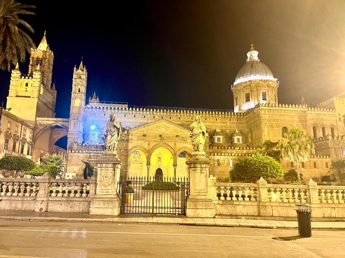 La Siciliana-Di Fronte La Cattedrale Villa Palermo Buitenkant foto