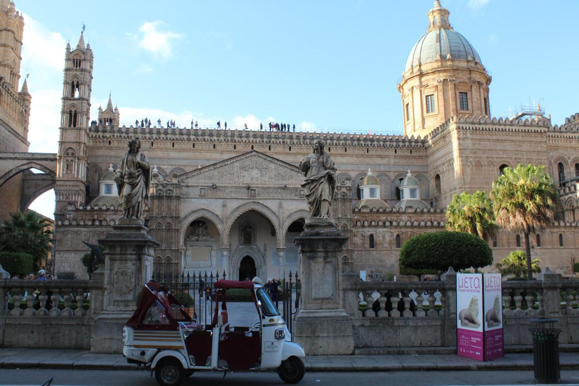 La Siciliana-Di Fronte La Cattedrale Villa Palermo Buitenkant foto